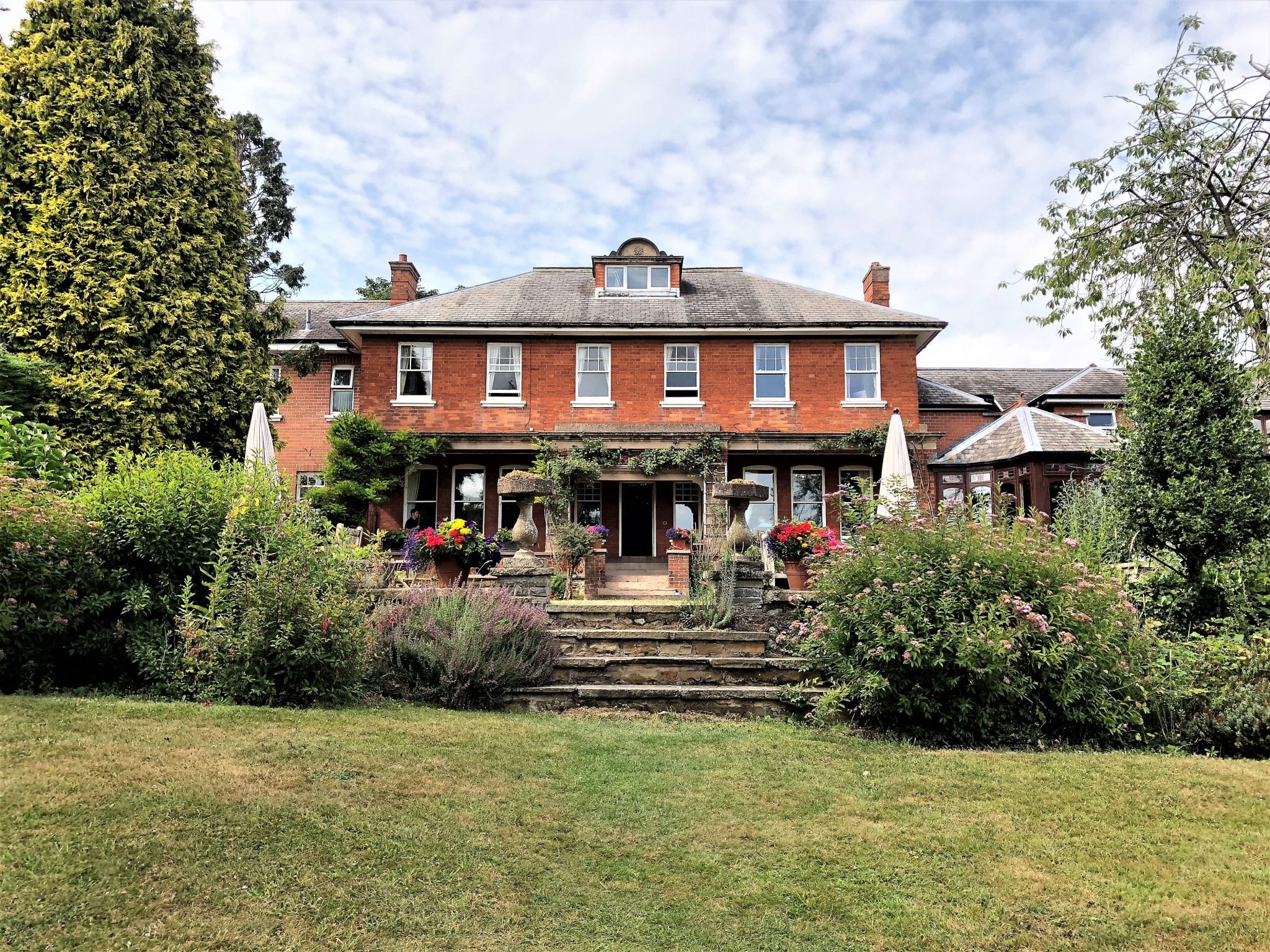 The gardens at Sysonby Knoll Hotel