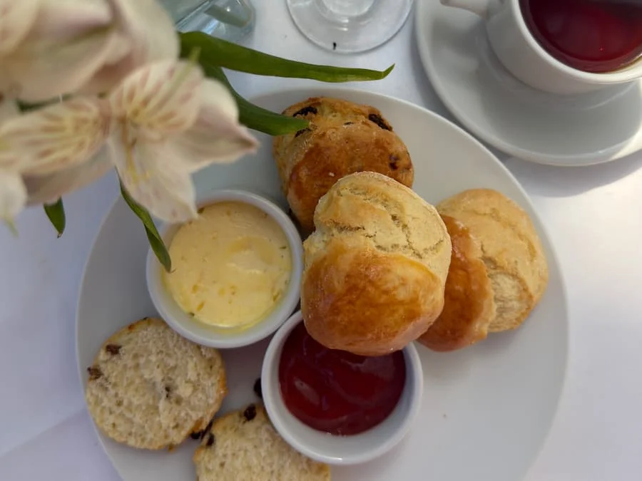 Close-up-of-fruit-and-plain-scones-at-Kilworth-House